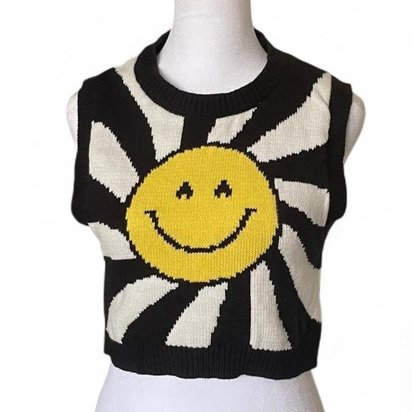 Black and White Smiley Face Knit Vest - Picture 2 of 5